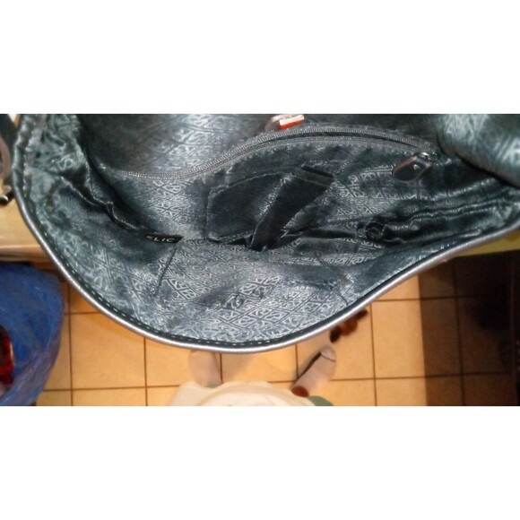 Relic black should or crossbody bag - Picture 6 of 9